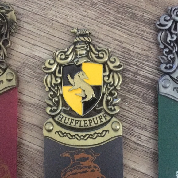 COPY - Harry Potter Crest Bookmarks - Picture 8 of 10